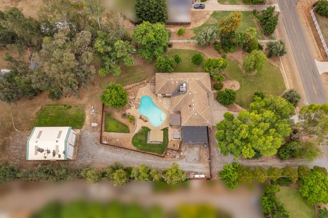 6160 N Sheridan Road, Clovis, CA 93619