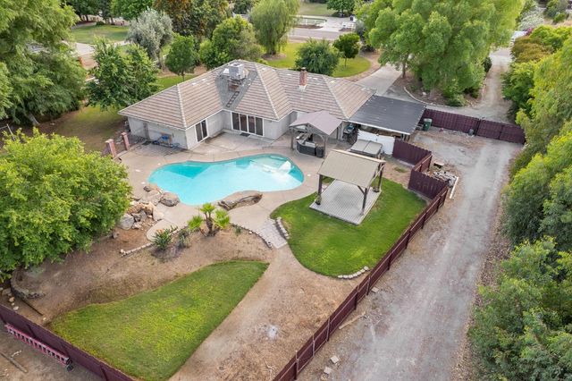 6160 N Sheridan Road, Clovis, CA 93619