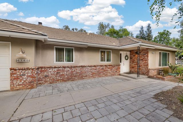 6160 N Sheridan Road, Clovis, CA 93619