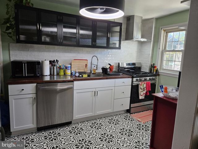 6125 REGENT PARK, Baltimore, MD 21228