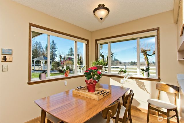 39811 272nd Avenue SE, Enumclaw, WA 98022