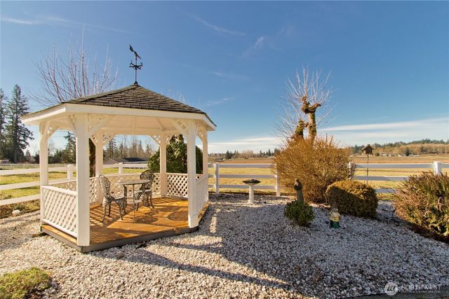 39811 272nd Avenue SE, Enumclaw, WA 98022