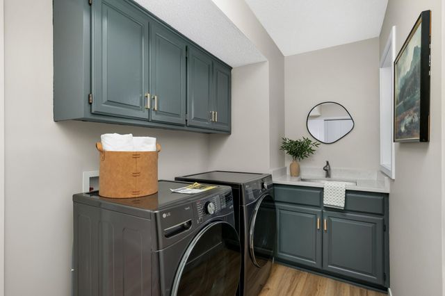 3535 Jidana Lane, Minnetonka, MN 55345