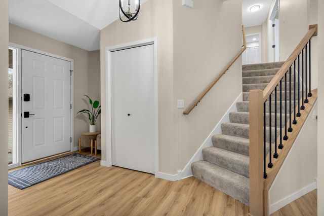 3535 Jidana Lane, Minnetonka, MN 55345