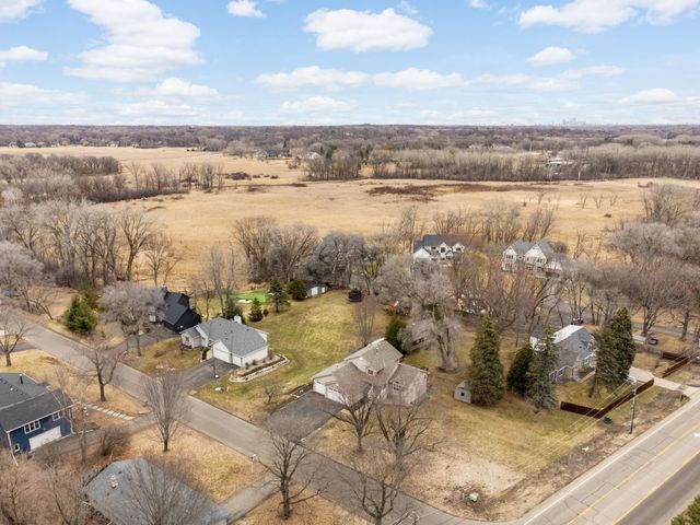 3535 Jidana Lane, Minnetonka, MN 55345