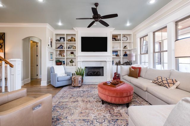 17106 Waterview Meadow Boulevard, Roland, AR 72135