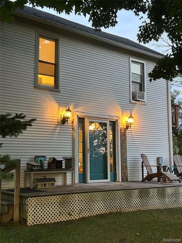 1285 S Cummings Road, Davison, MI 48423