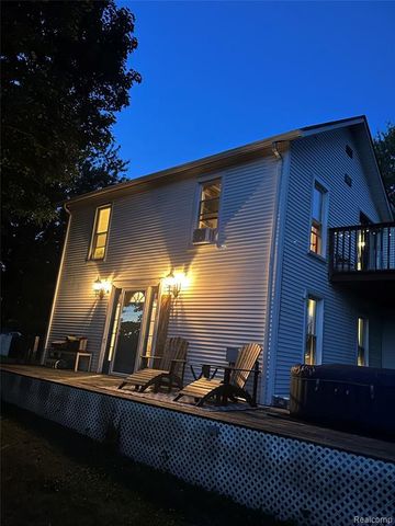 1285 S Cummings Road, Davison, MI 48423