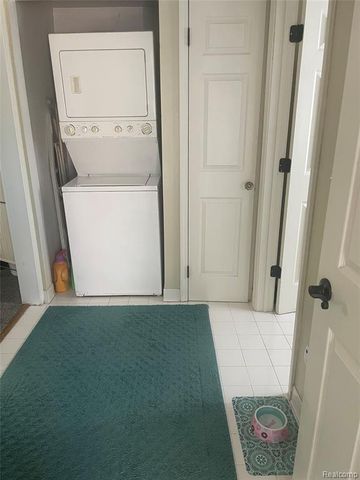 1285 S Cummings Road, Davison, MI 48423