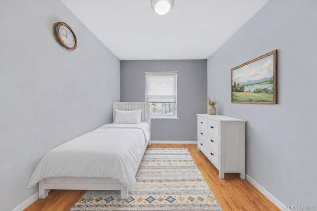 8605 77th Avenue, Glendale, NY 11385