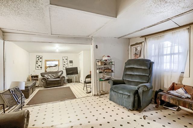 1012 E Jefferson Street, Waxahachie, TX 75165