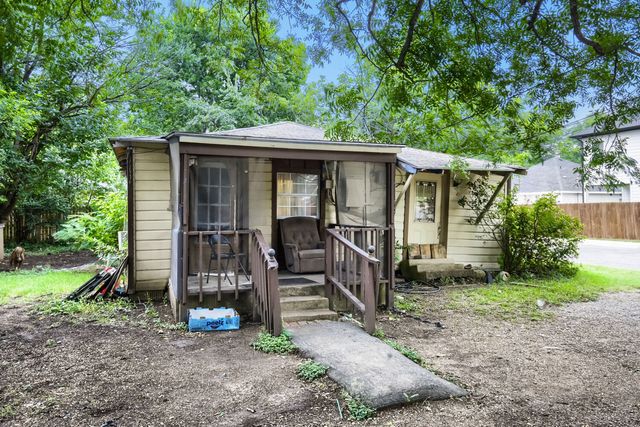 1012 E Jefferson Street, Waxahachie, TX 75165