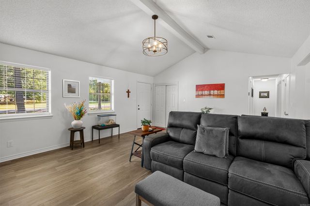 481 Bradley Dr, Cabot, AR 72023