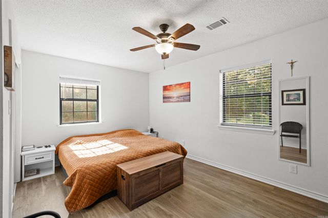481 Bradley Dr, Cabot, AR 72023