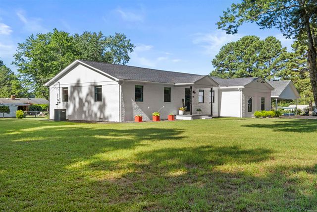 481 Bradley Dr, Cabot, AR 72023