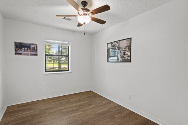 481 Bradley Dr, Cabot, AR 72023