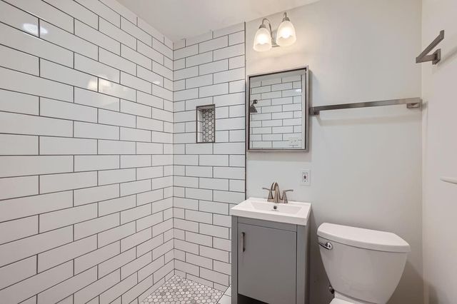 1747 Venetian SW Drive, Atlanta, GA 30311