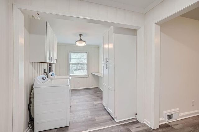 1747 Venetian SW Drive, Atlanta, GA 30311