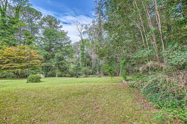 1747 Venetian SW Drive, Atlanta, GA 30311