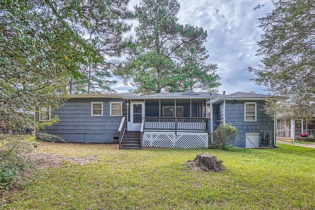 1747 Venetian SW Drive, Atlanta, GA 30311