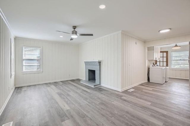 1747 Venetian SW Drive, Atlanta, GA 30311