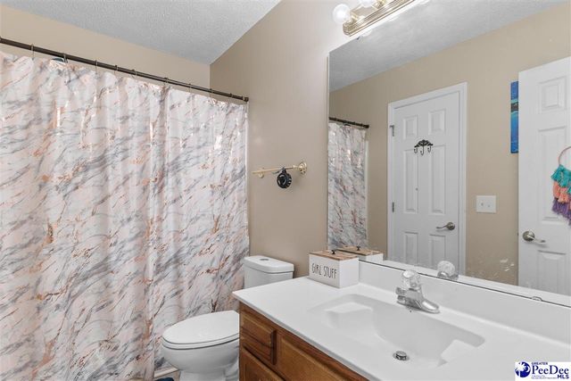 643 Red Tip Cir., Florence, SC 29505