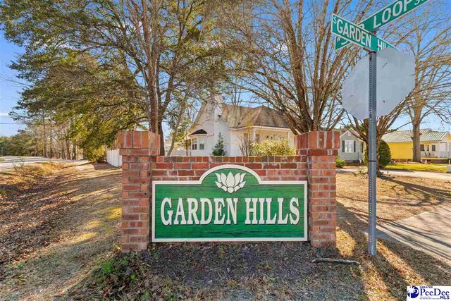 643 Red Tip Cir., Florence, SC 29505