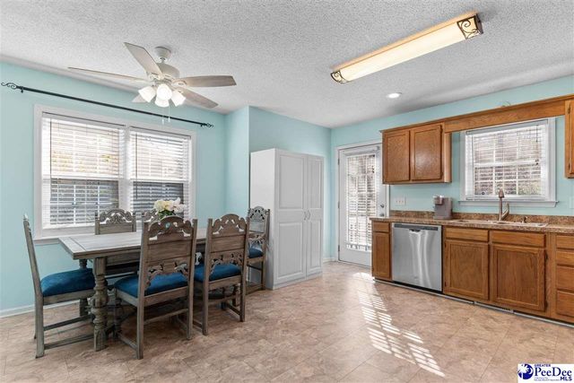 643 Red Tip Cir., Florence, SC 29505