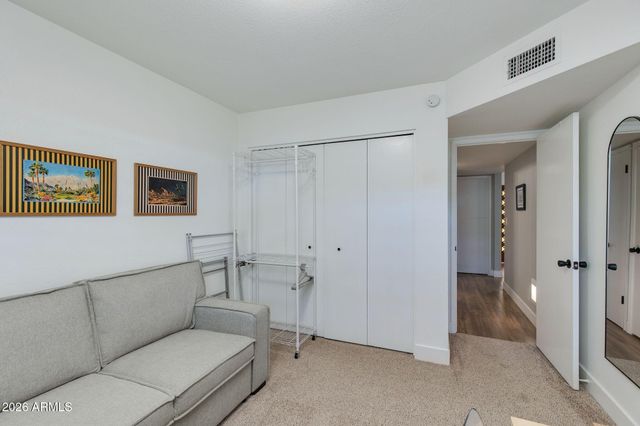 8323 E KEIM Drive, Scottsdale, AZ 85250