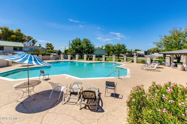 8323 E KEIM Drive, Scottsdale, AZ 85250