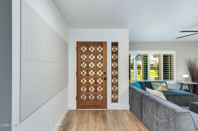 8323 E KEIM Drive, Scottsdale, AZ 85250