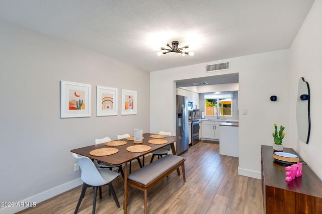8323 E KEIM Drive, Scottsdale, AZ 85250