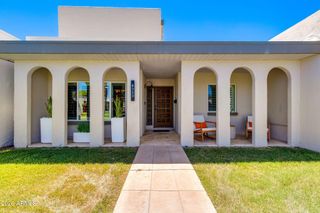 8323 E KEIM Drive, Scottsdale, AZ 85250