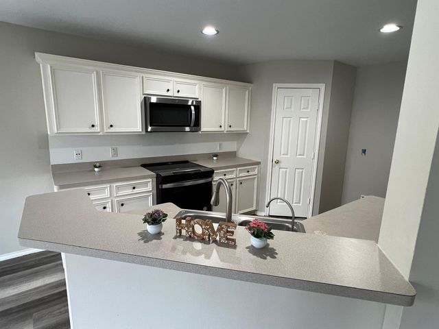 6319 Sunlit Orchard Drive, Houston, TX 77072