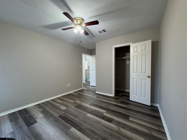 6319 Sunlit Orchard Drive, Houston, TX 77072