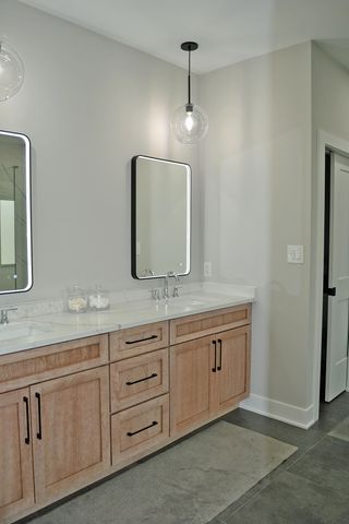 9616 Corydalis Avenue, St. John, IN 46373