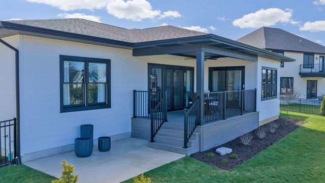 9616 Corydalis Avenue, St. John, IN 46373