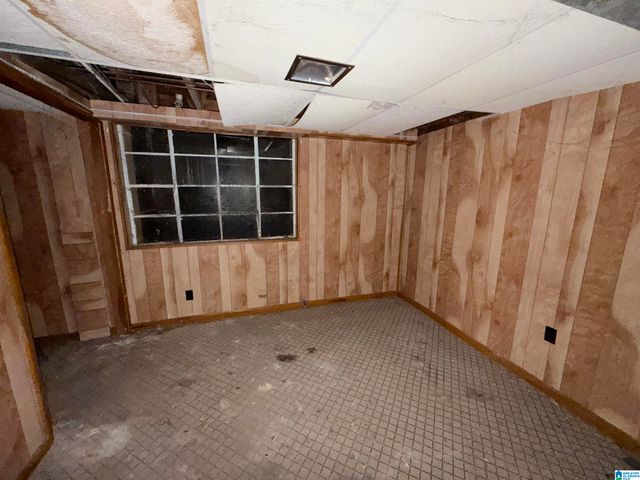1313 HATFIELD LANE, Birmingham, AL 35215