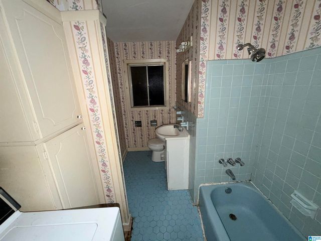 1313 HATFIELD LANE, Birmingham, AL 35215