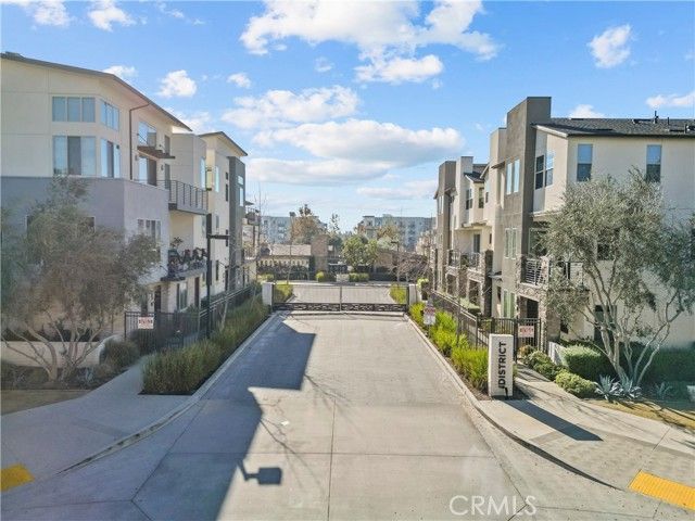 19542 Empire Lane, Northridge (los Angeles), CA 91324