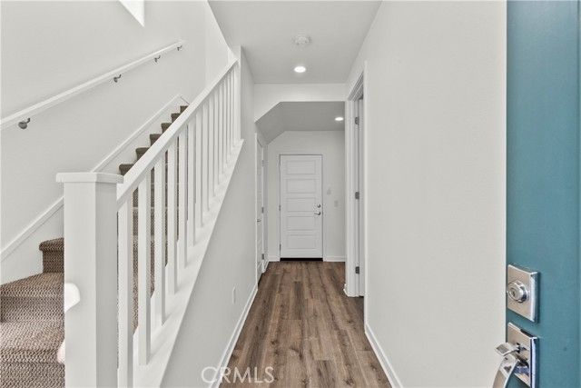 19542 Empire Lane, Northridge (los Angeles), CA 91324