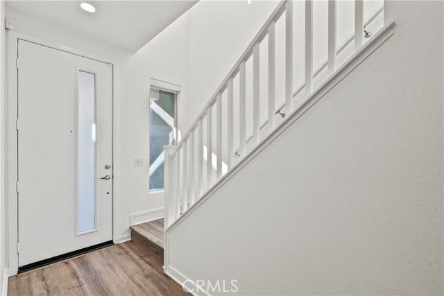 19542 Empire Lane, Northridge (los Angeles), CA 91324