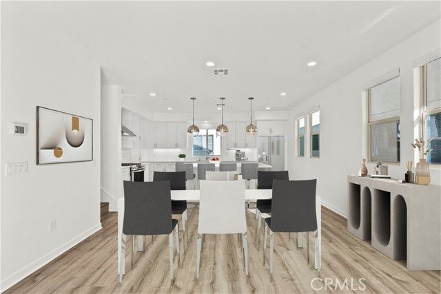 19542 Empire Lane, Northridge (los Angeles), CA 91324