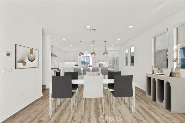 19542 Empire Lane, Northridge (los Angeles), CA 91324