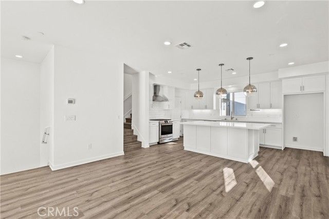 19542 Empire Lane, Northridge (los Angeles), CA 91324