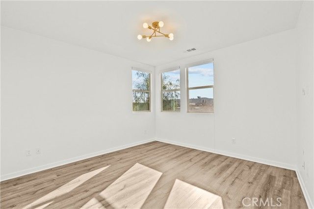 19542 Empire Lane, Northridge (los Angeles), CA 91324