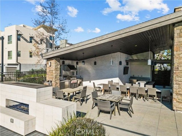 19542 Empire Lane, Northridge (los Angeles), CA 91324