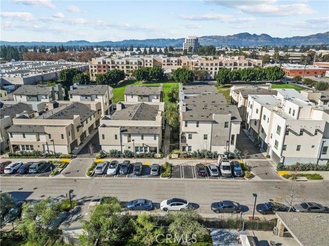 19542 Empire Lane, Northridge (los Angeles), CA 91324