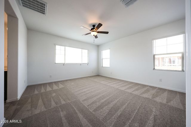 7695 W SMOKETREE Drive, Peoria, AZ 85383