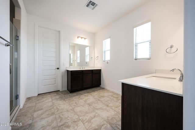 7695 W SMOKETREE Drive, Peoria, AZ 85383